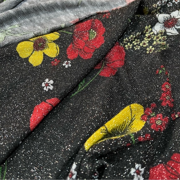 Lularoe Shirley  kimono Medium - Picture 3 of 3